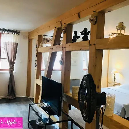 아파트 Loft Cocoon 1 *